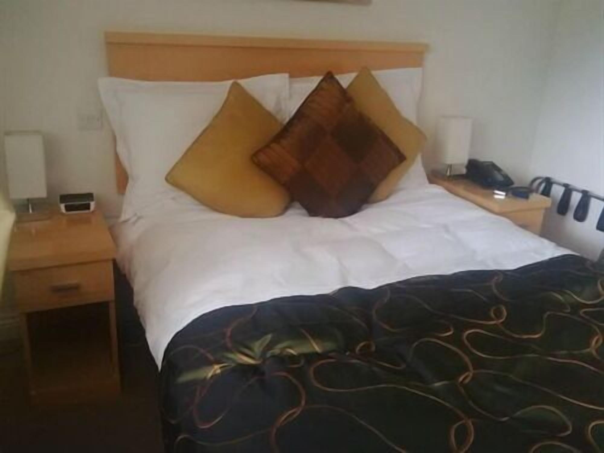 Bed and Breakfast Springfields Horsham Esterno foto