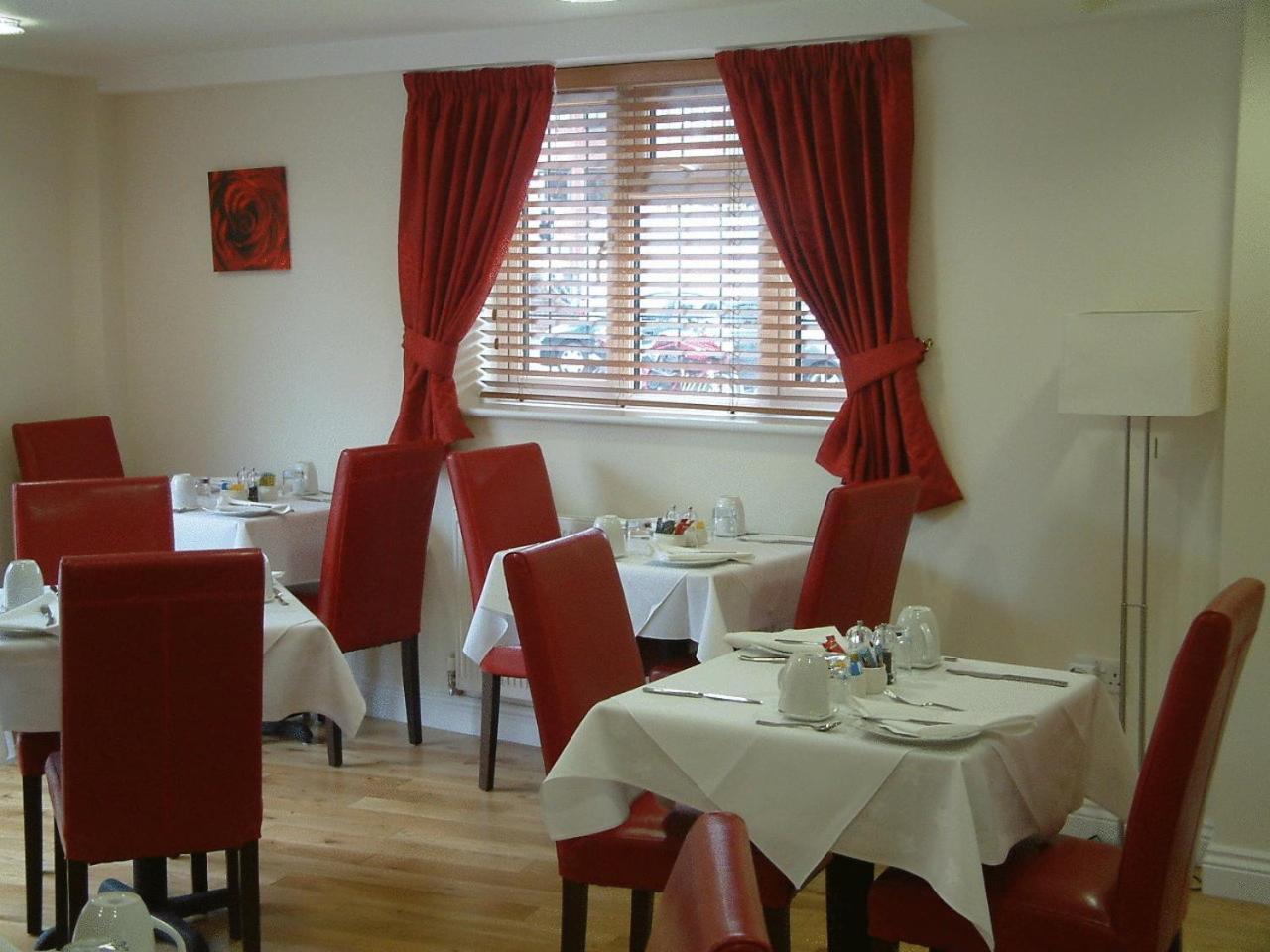 Bed and Breakfast Springfields Horsham Esterno foto